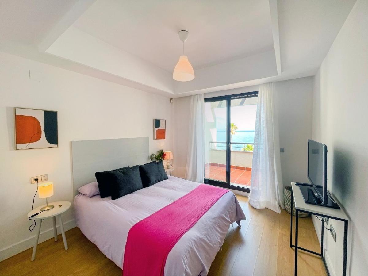 Exclusive Luxury Frontline Beach Penthouse Casares Del Mar - Estepona Buitenkant foto