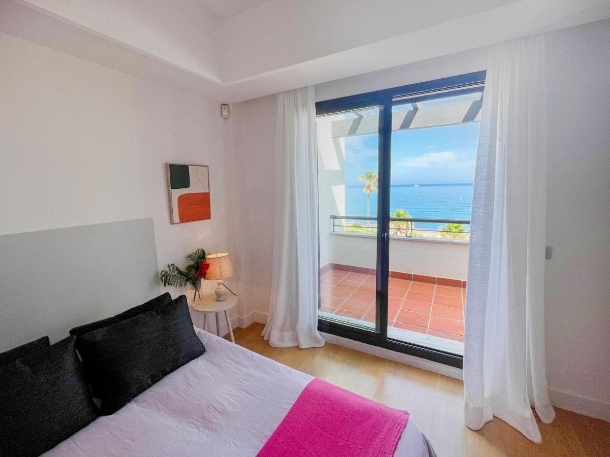 Exclusive Luxury Frontline Beach Penthouse Casares Del Mar - Estepona Buitenkant foto